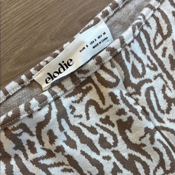 Elodie Ring Side Cutout Flare Geometric Earth Toned Stretch Pants 0117 - Picture 2 of 6